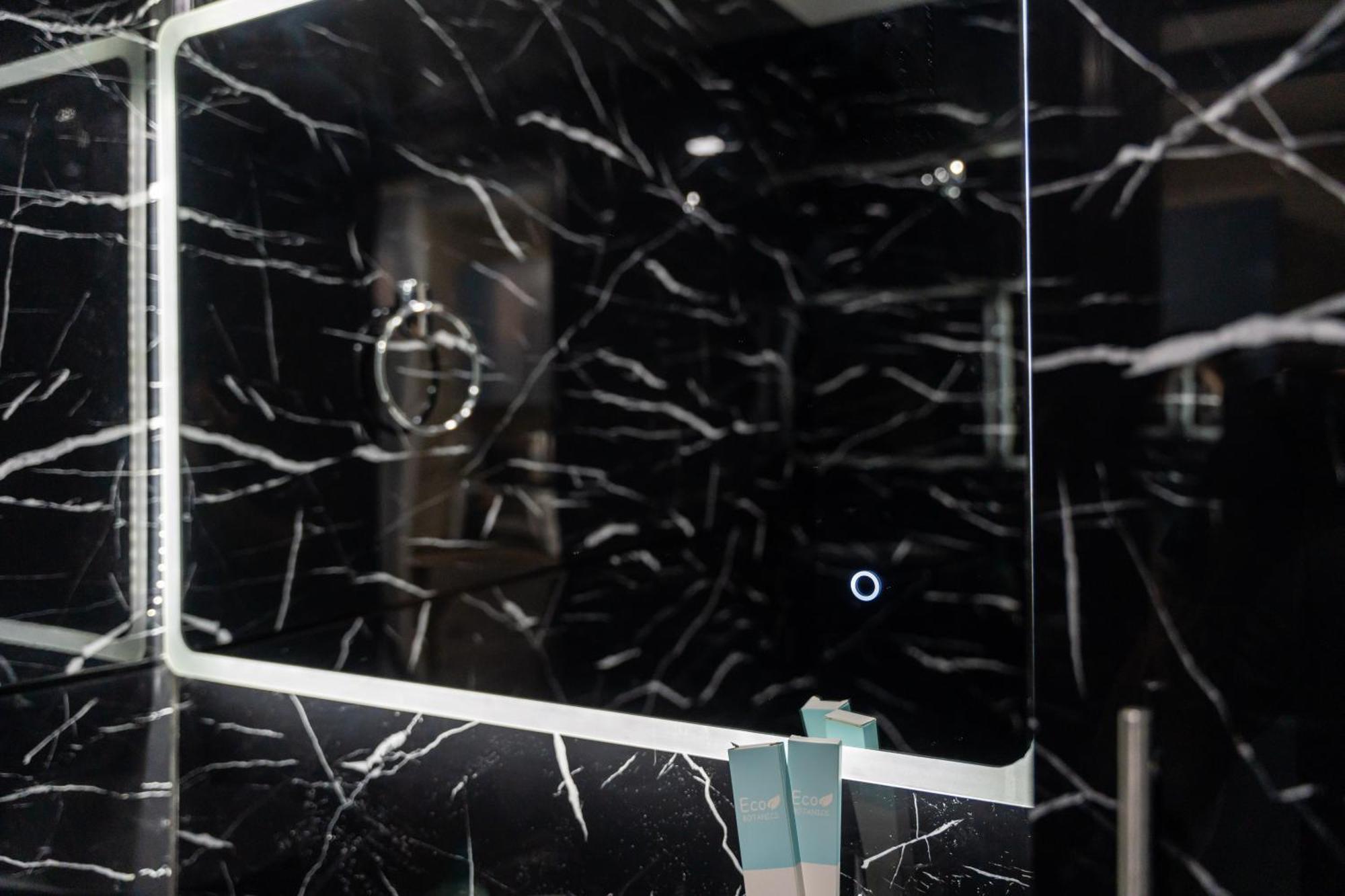 Apartment Splendid Close To Jbr Dubai